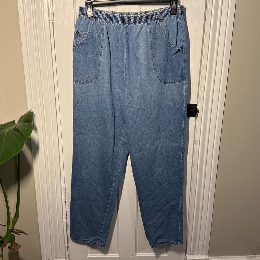💓⚡️$10 DEALS 
Cabin Creek Vintage Pull-On Jeans
